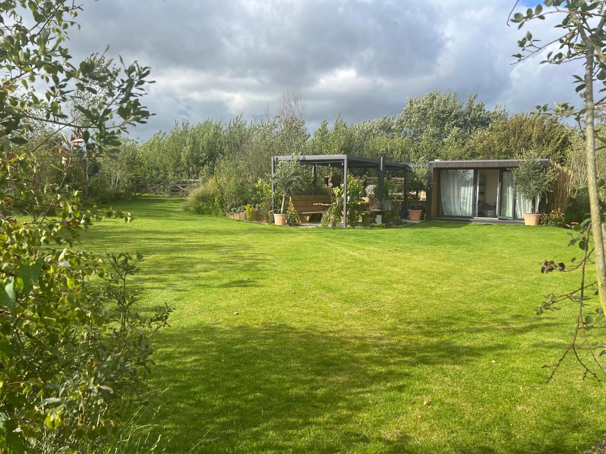 Dragonfly Glamping Spa Retreat Ashford  Exterior photo